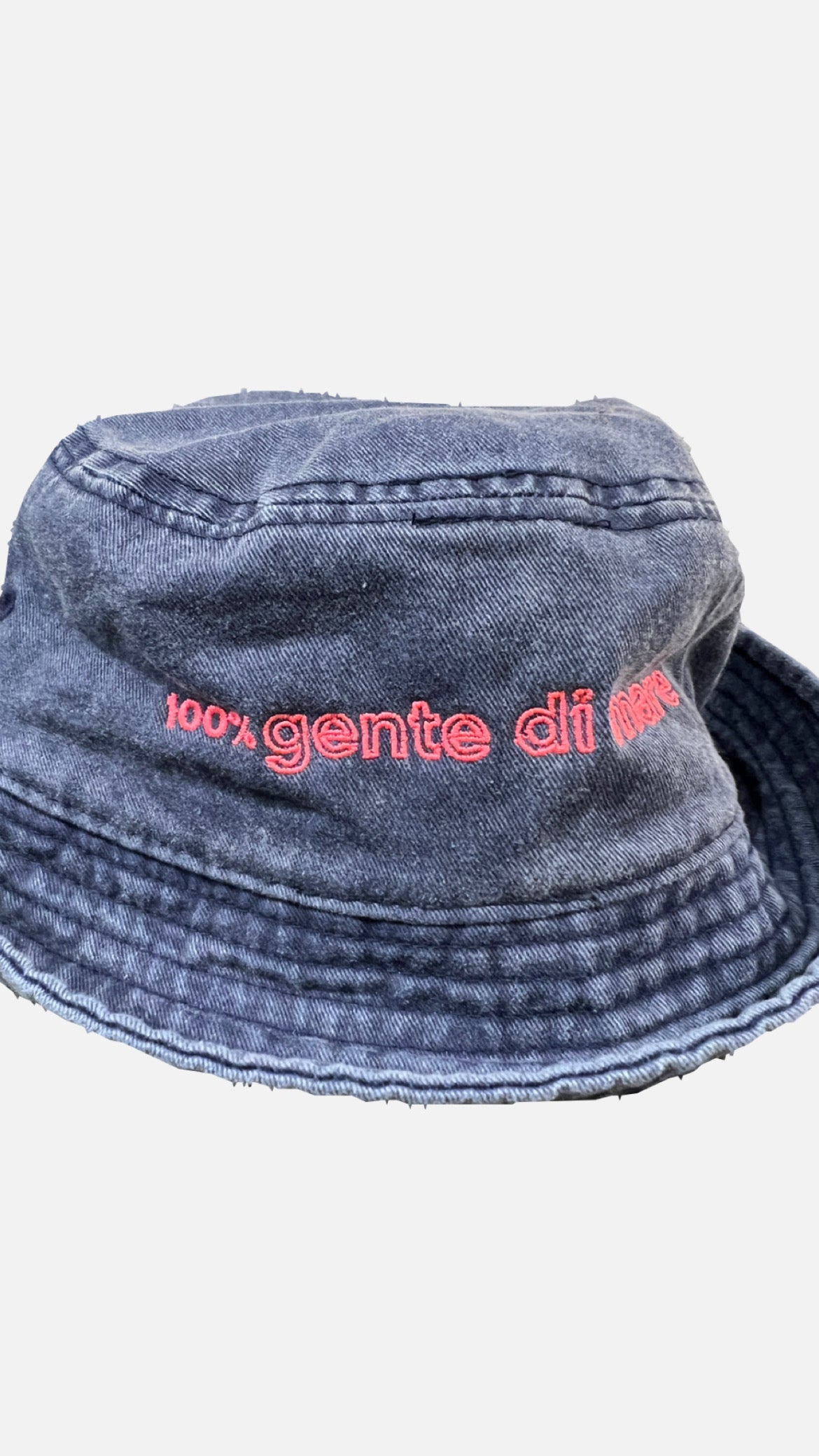 BUCKET HAT