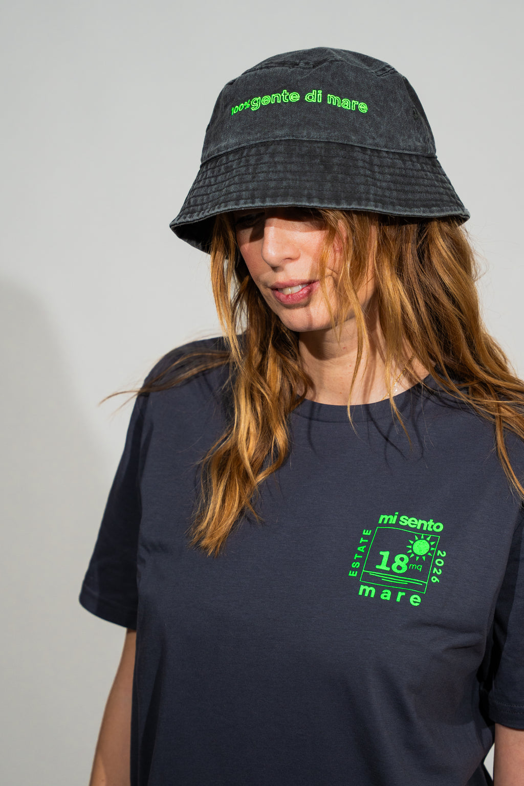 BUCKET HAT