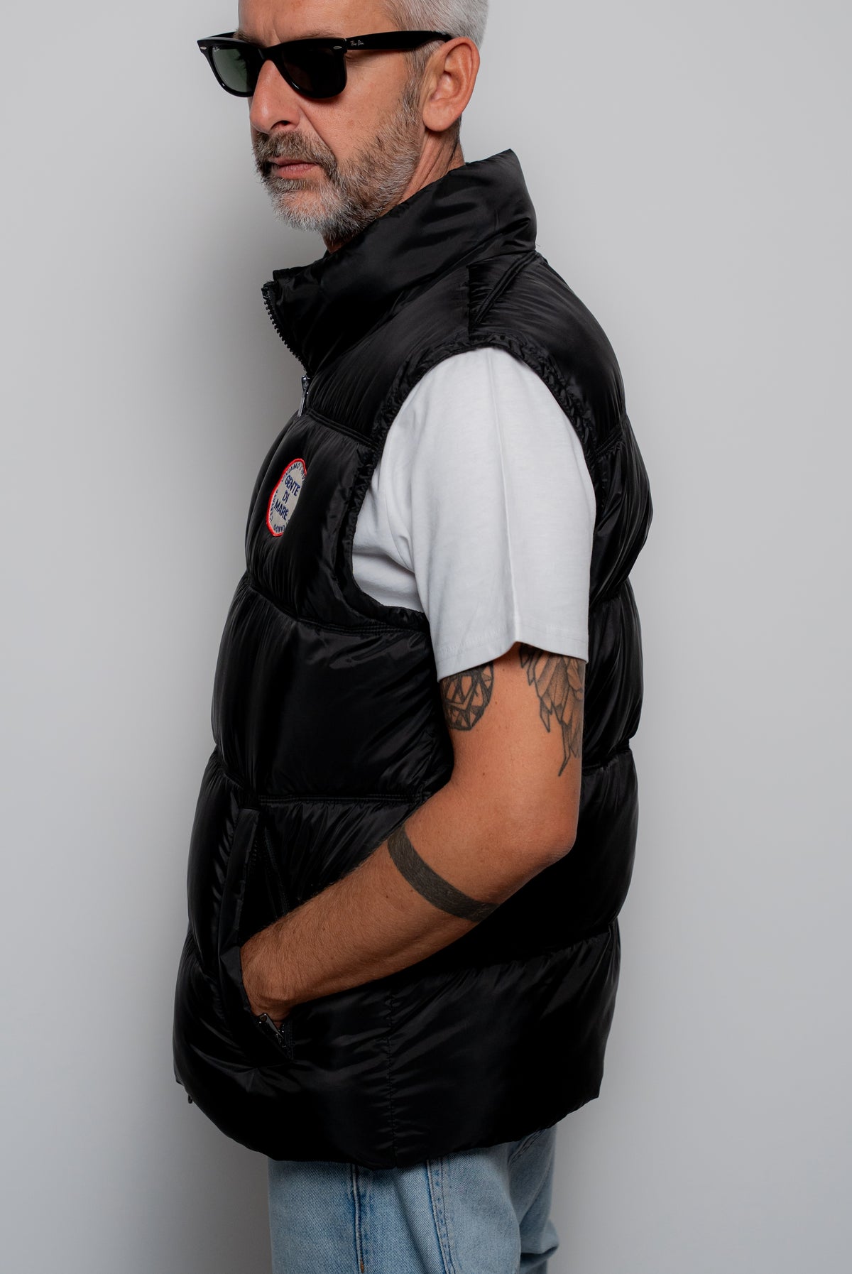 SMANICATO IMBOTTITO CON PATCH